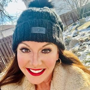 Meet your Posher, Suzanne